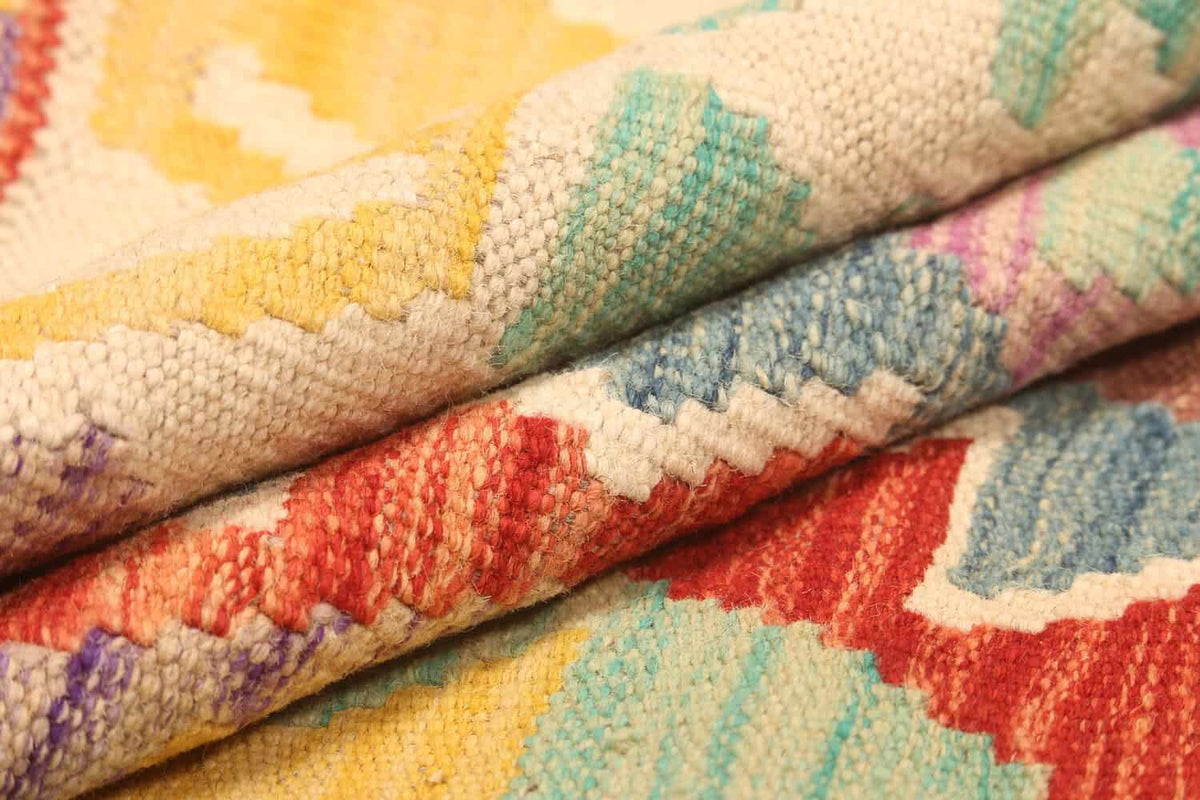 Fine Multicolor Diamond Kilim Rug, 304 × 209 cm — view 6