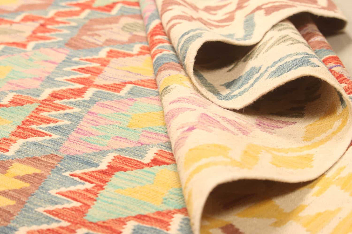 Fine Multicolor Diamond Kilim Rug, 304 × 209 cm — view 8
