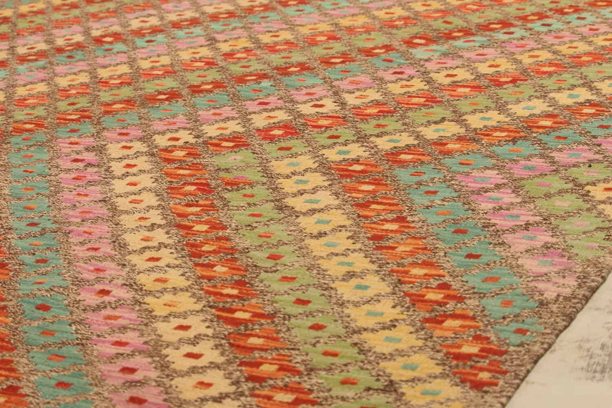 Multicolor Zigzag Kilim Rug, 305 × 206 cm — view 4