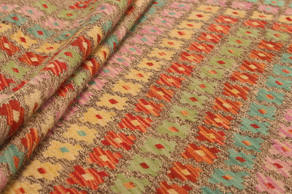 Multicolor Zigzag Kilim Rug, 305 × 206 cm — view 6