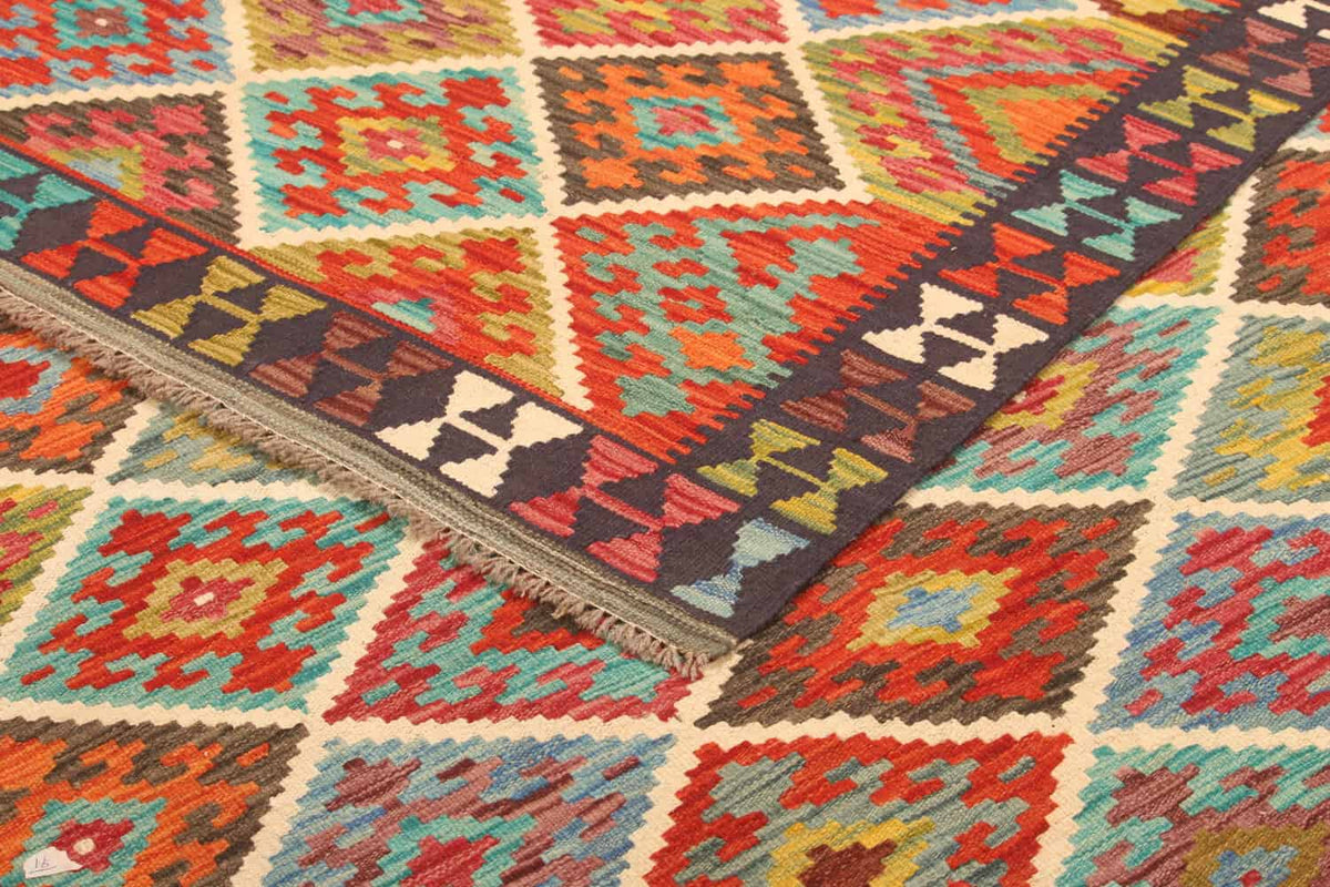 Colorful Diamond Grid Kilim Rug, 310 × 200 cm — view 5