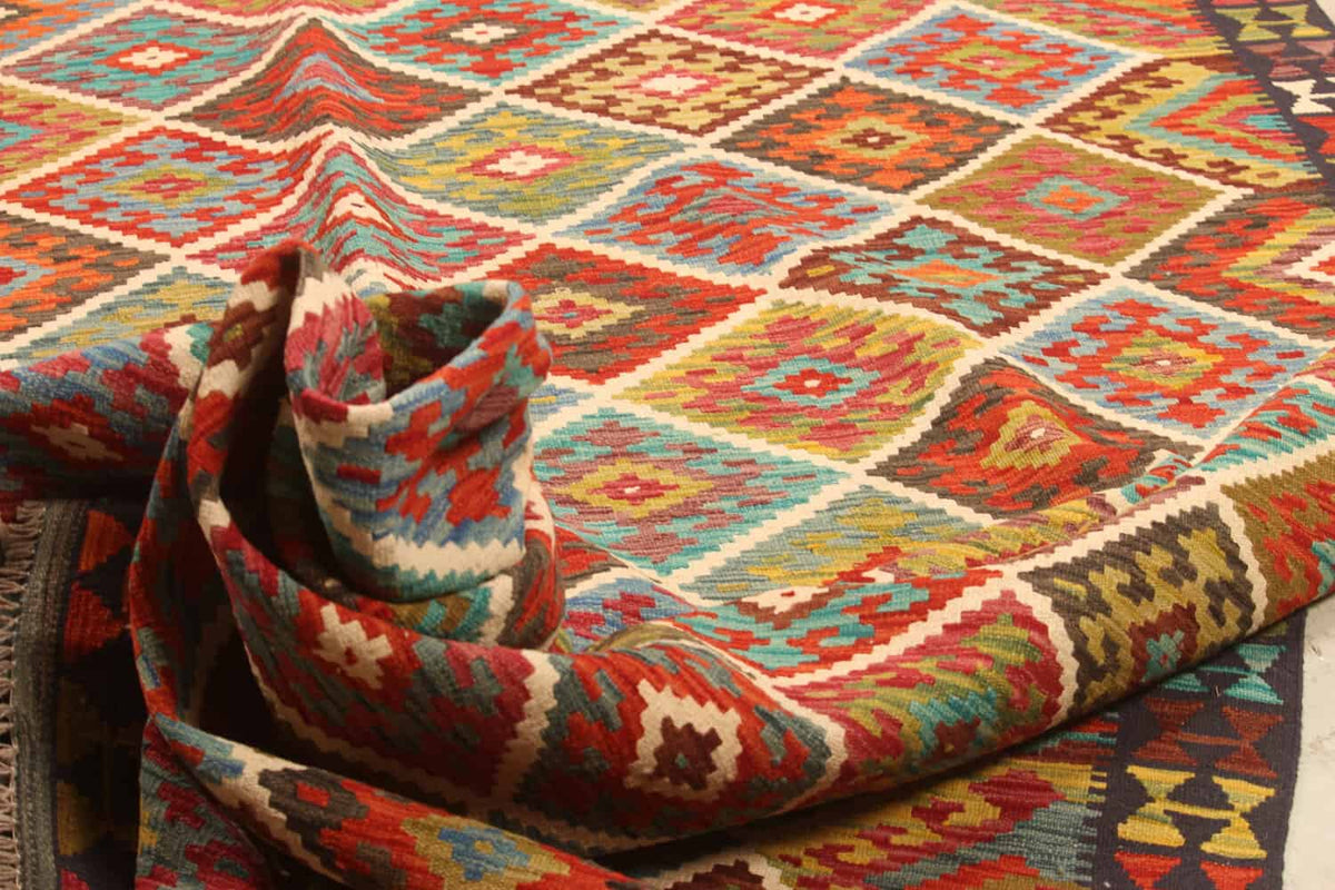 Colorful Diamond Grid Kilim Rug, 310 × 200 cm — view 7