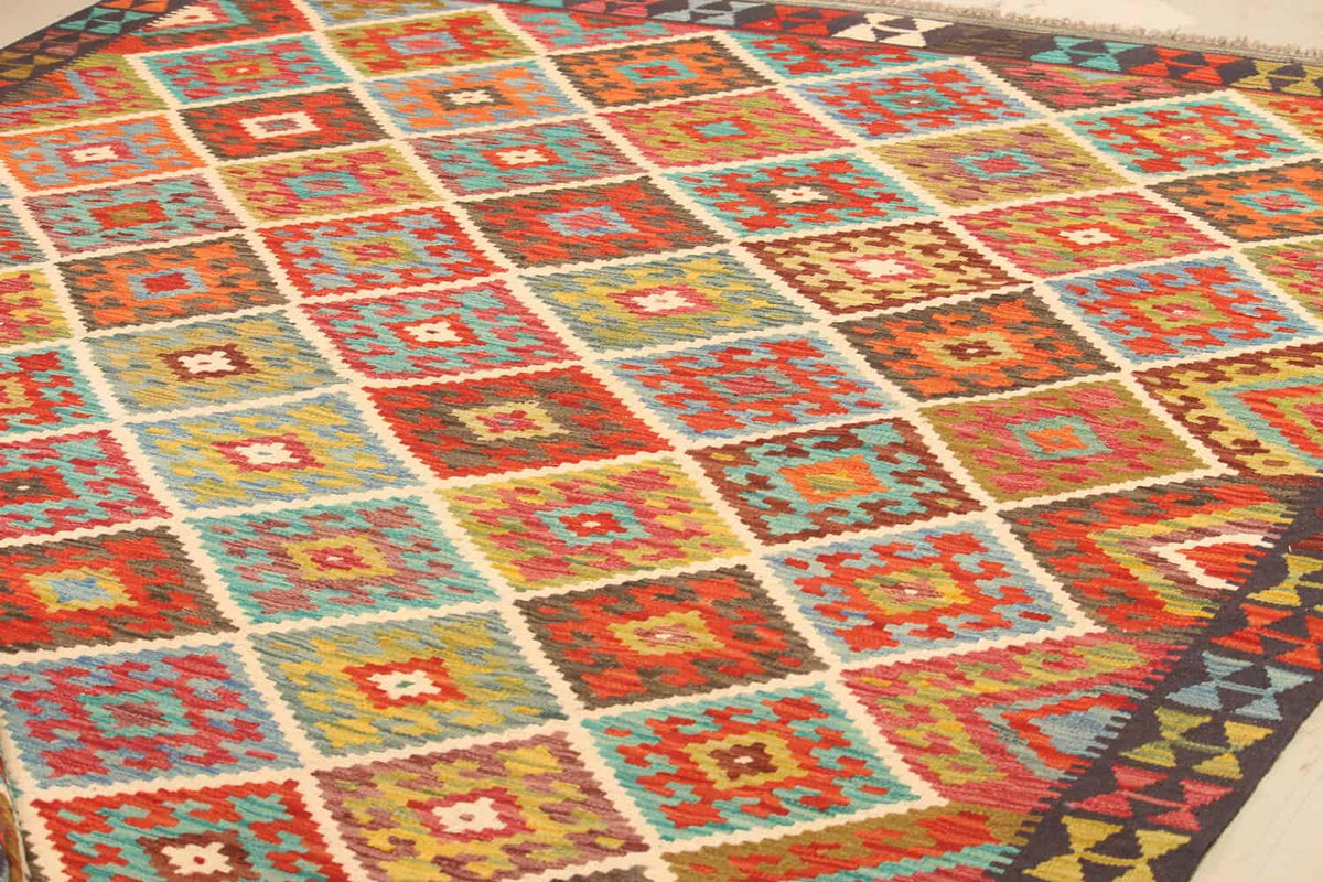 Colorful Diamond Grid Kilim Rug, 310 × 200 cm — view 9