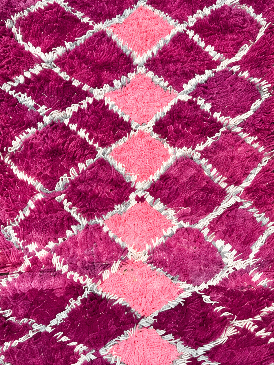 Detail of Pink Vintage Moroccan Runner with Light Diamonds, 440 × 103 cm.