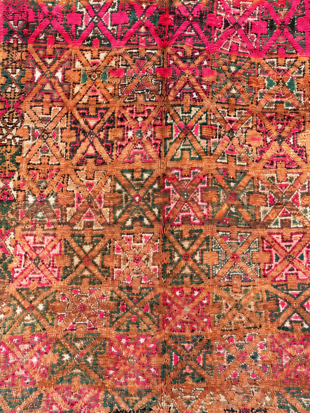 Detail of Pink Vintage Moroccan Rug with Dense Geometric Pattern, 320 × 190 cm.