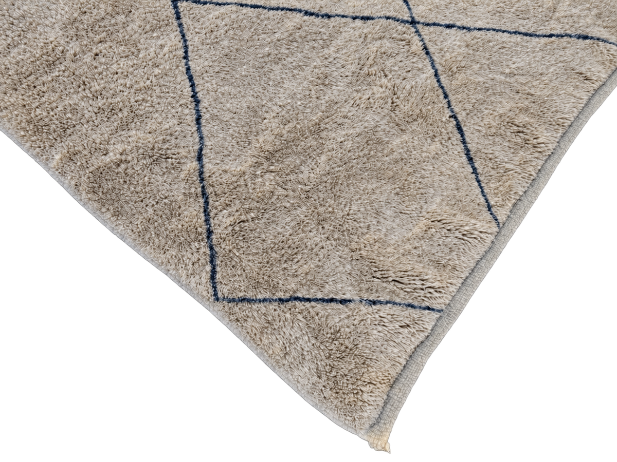 Detail of Taupe and Gray Moroccan Wool Rug with Diamonds, 320 × 230 cm.
