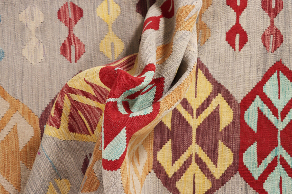 Gray Kilim Runner with Colorful Medallions, 246 × 80 cm — detail 3