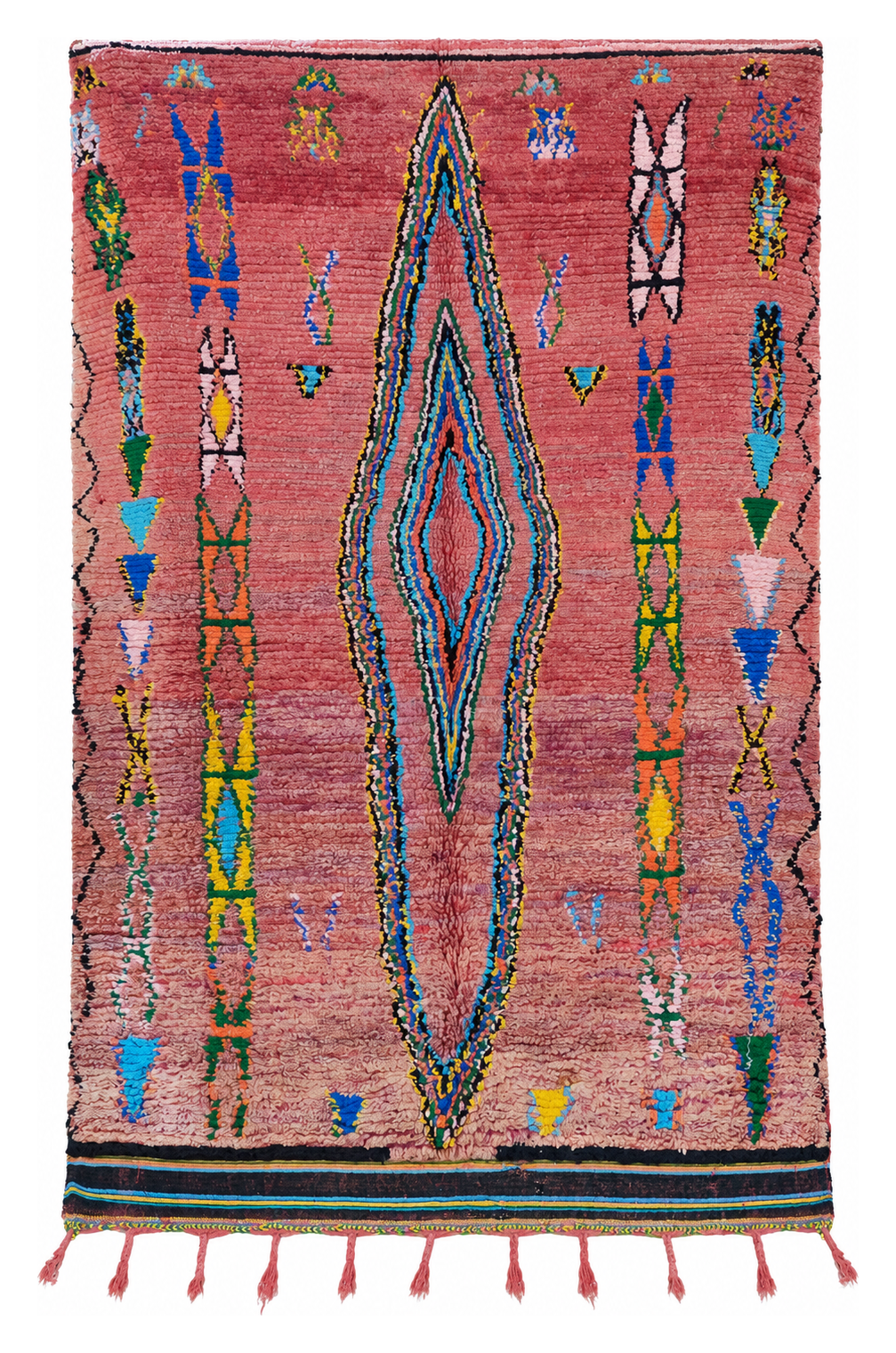 Dusty Pink Vintage Moroccan Rug with Long Center Diamond, 270 × 160 cm.