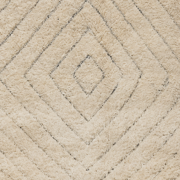 Detail of Cream Vintage Beni Ourain Rug with Fine Diagonal Diamonds, 290 × 224 cm.