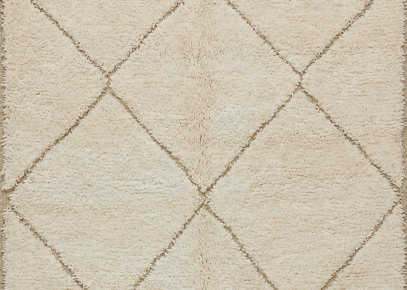 Detail of Cream and Taupe Vintage Beni Ourain Rug with Diamonds and Grid, 254 × 150 cm.