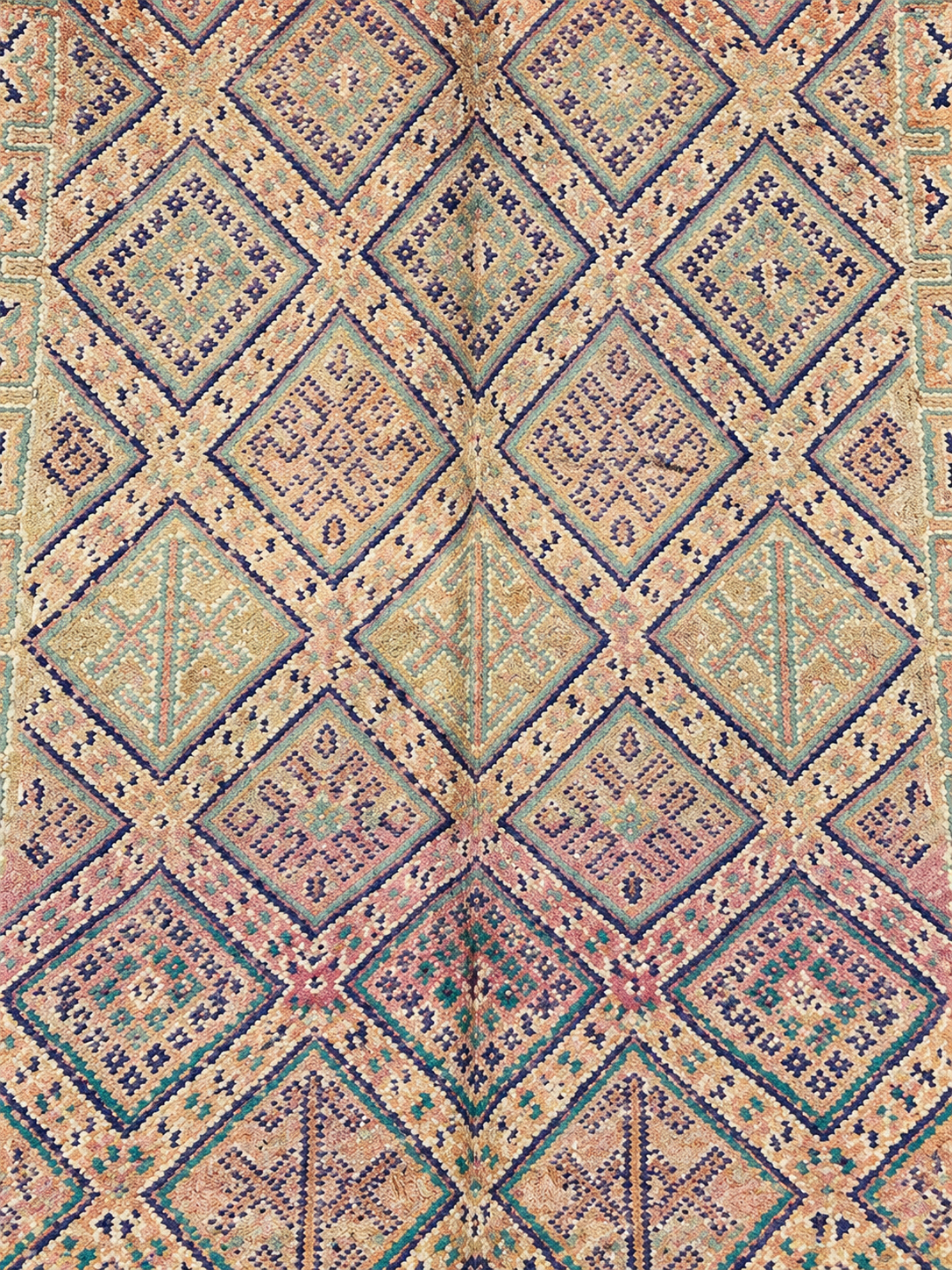 Detail of Pastel Vintage Moroccan Rug with Large Diamonds, 370 × 210 cm.